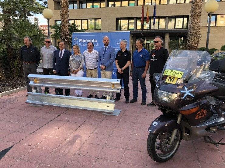 Fomento mejora la seguridad de los motociclistas en vías de Mazarrón