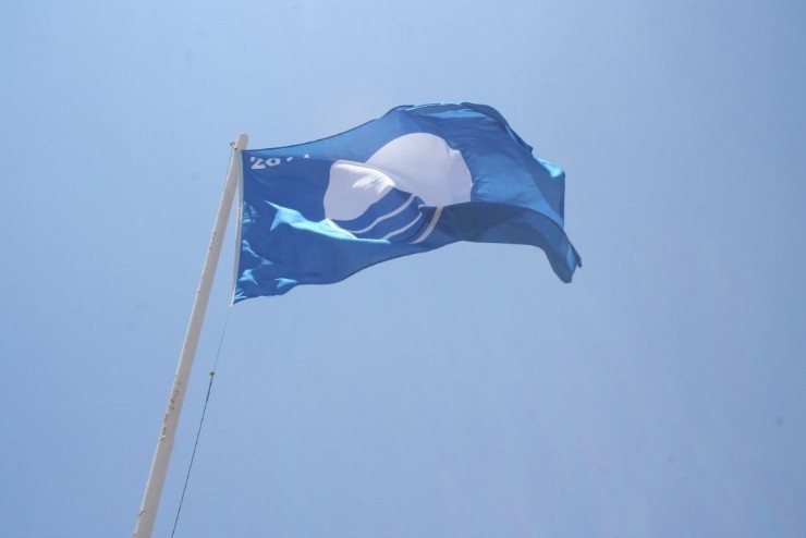 El Club de Regatas de Mazarrón y el Puerto Deportivo obtienen Bandera Azul