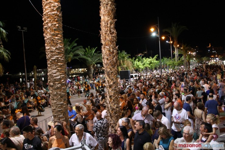 Miles de personas disfrutaron del Carnaval de Verano en Puerto de Mazarrón