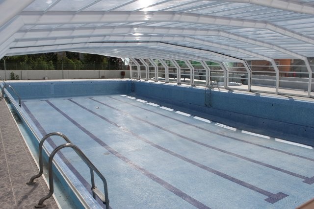 Archivada la causa contra Campillo y Valera por la climatización de la piscina municipal