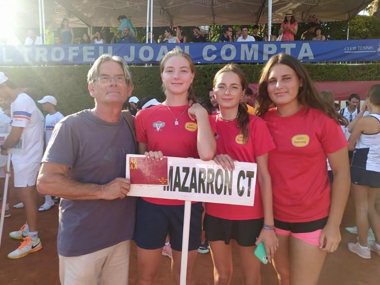 Tres mazarroneras participan en el Campeonato de España 'Mapfre' de tenis infantil por equipos