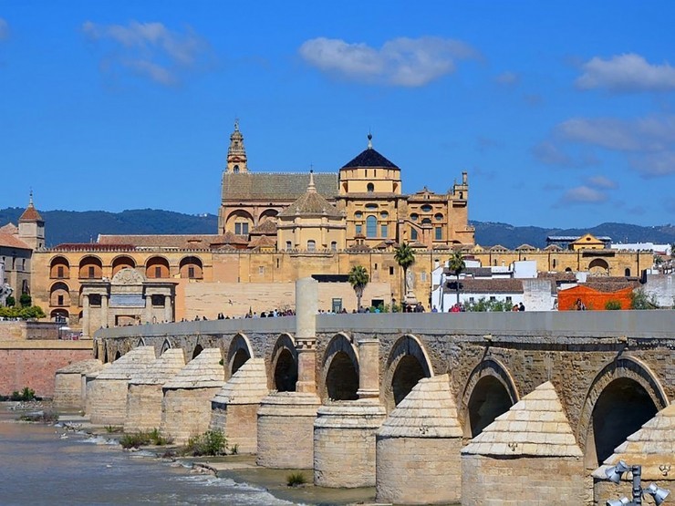 La Asociación Torre de Santa Elena organiza un viaje a Córdoba