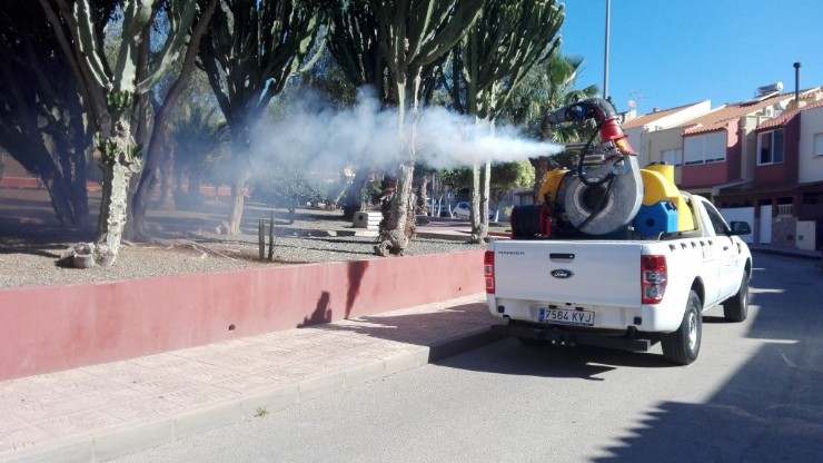 Fumigación contra los mosquitos en Mazarrón y Camposol