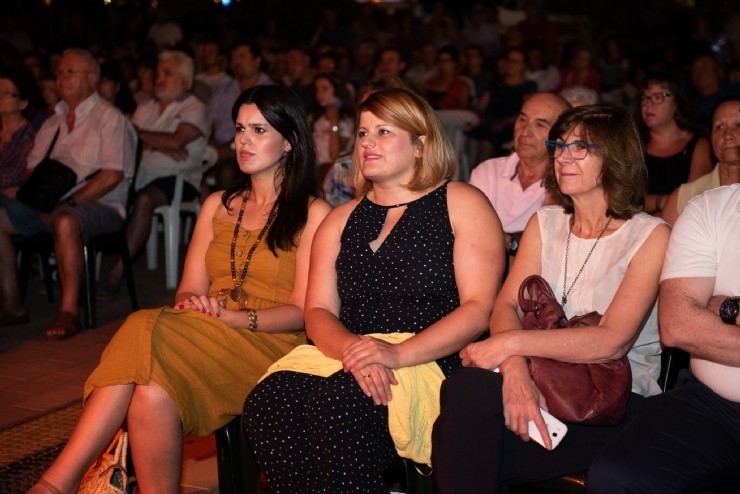 El Festival de Teatro Rafael García Castillo cierra su tercera edición con la representación de “Un racimo de pícaros”