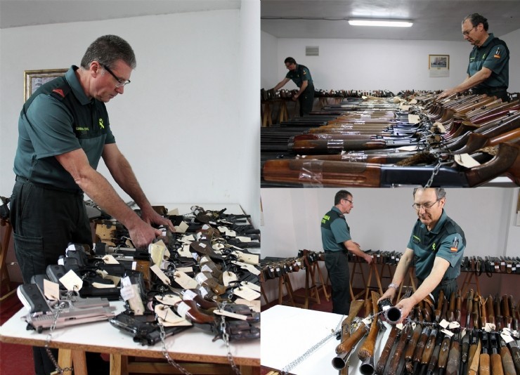 La Guardia Civil de Murcia inicia la exposición-subasta de armas del año 2016