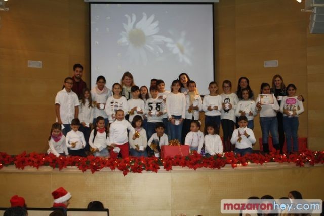 Escolares de los diez colegios del municipio han participado en una nueva edición del Certamen de Villancicos