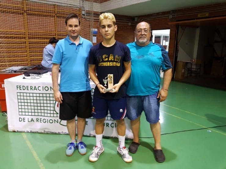 Oro y plata para el Tenis de Mesa mazarronero en el Top-8 de la Región de Murcia