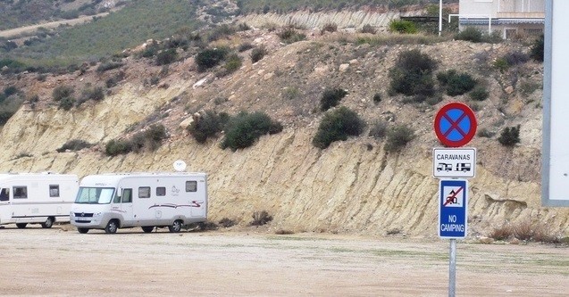 El PP de Mazarrón exige al Ayuntamiento cumplir con la Ordenanza para controlar la intrusión de caravanas