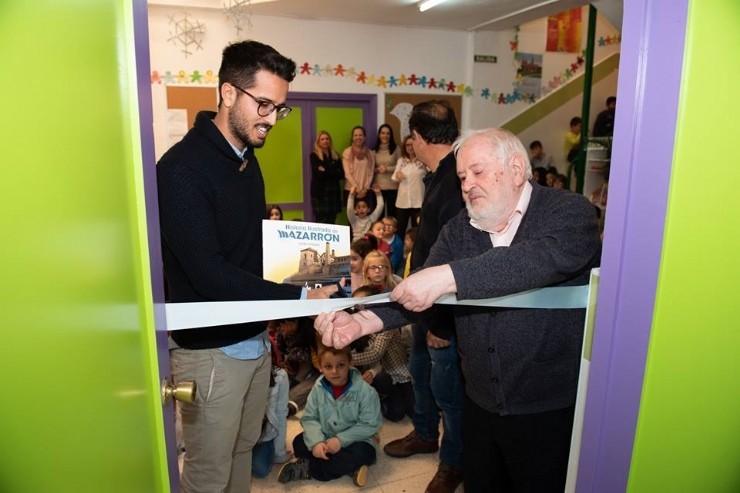 El CEIP Ginés García inaugura su nueva biblioteca