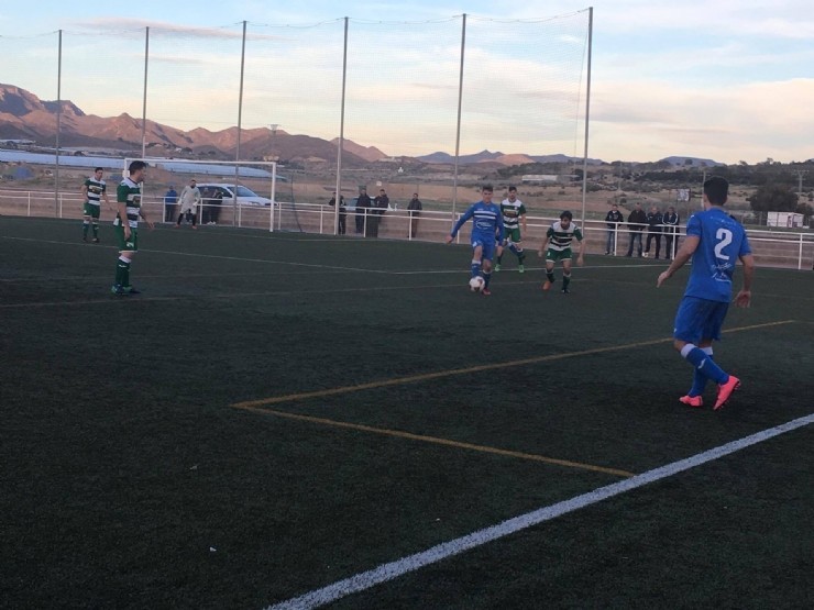 El CD Bala Azul saca un punto muy valioso frente al Montecasillas tras su empate 1-1