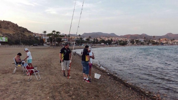 El Club de Pesca Puerto de Mazarrón lanza una campaña informativa sobre la última modificación del decreto de alcaldía
