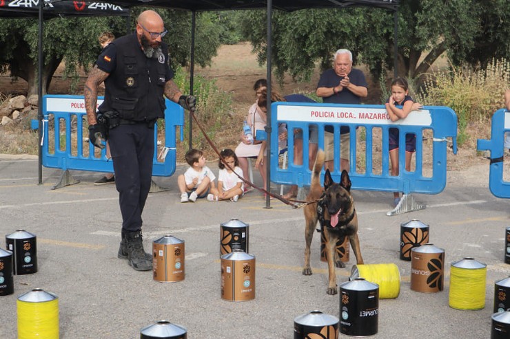 Jornada de puertas abiertas y exhibición de la unidad canina de Policía Local 