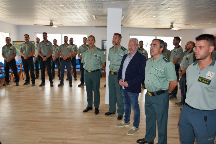 La Guardia Civil presenta en Mazarrón un nuevo grupo técnico de buceo de alta especialización
