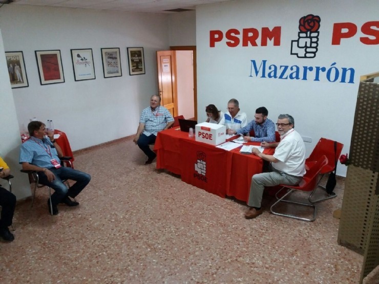 Pedro Sánchez gana las elecciones primarias en Mazarrón