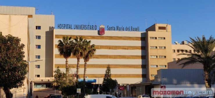 Suspendidas las visitas a los hospitales de la Región tras el aumento de los contagios