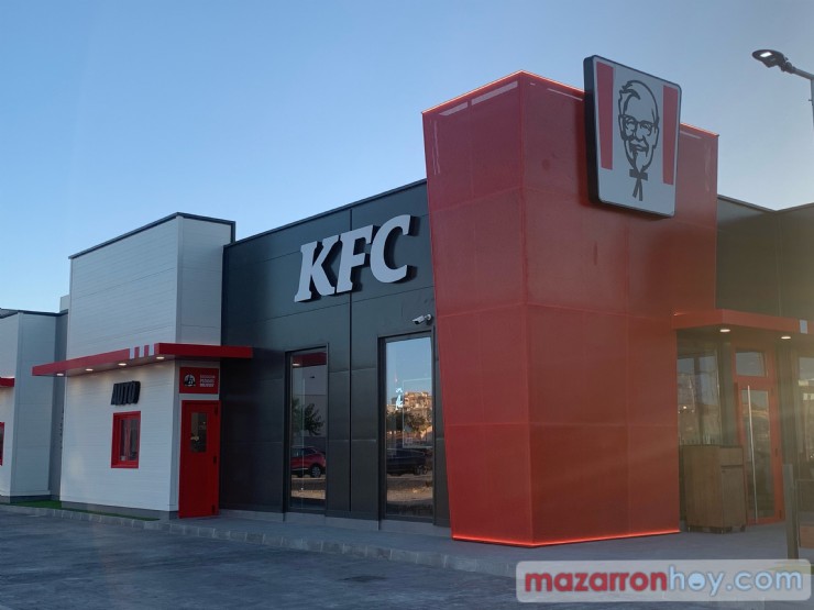 KFC abre un nuevo restaurante en Puerto de Mazarrón