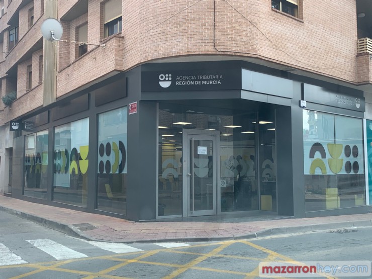 La Agencia Tributaria estrena un nuevo modelo de oficina inteligente y digitalizada en Mazarrón