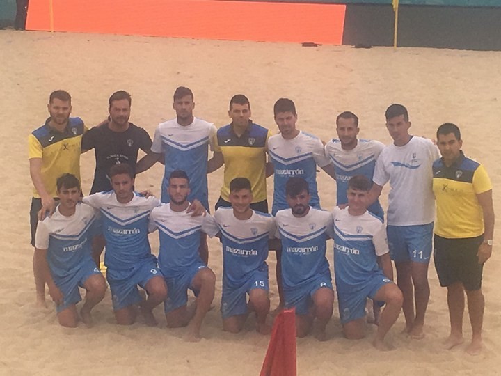 El C.D Bala Azul Futbol Playa, con sus equipos masculino y femenino, ya está en Portugal para disputar la Eurowinners Cup 2017 (Champions League de Futbol Playa)