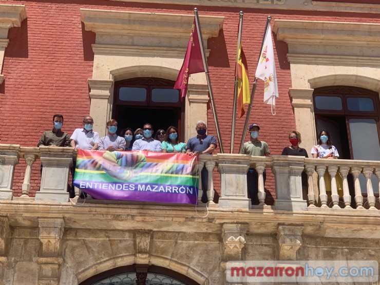 VOX Mazarrón presenta una moción para que no sea izada la bandera del “Orgullo Gay” en edificios municipales