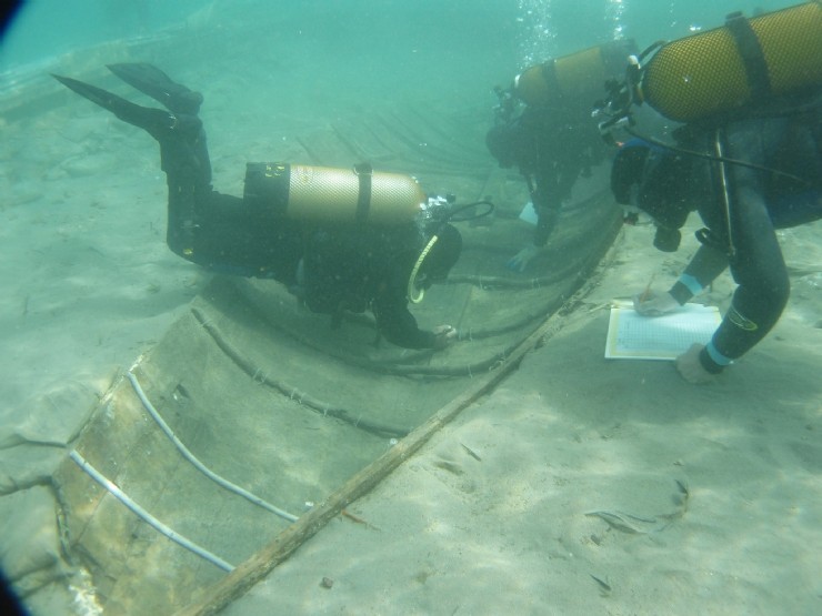 Cultura 'radiografía' la bahía de Mazarrón en busca de nuevas embarcaciones y restos arqueológicos