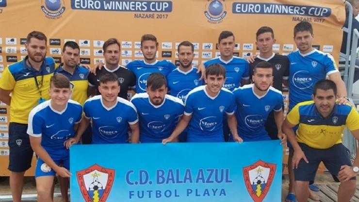 El Bala Azul de fútbol playa vence en su 2º duelo de la previa de la Eurowinner