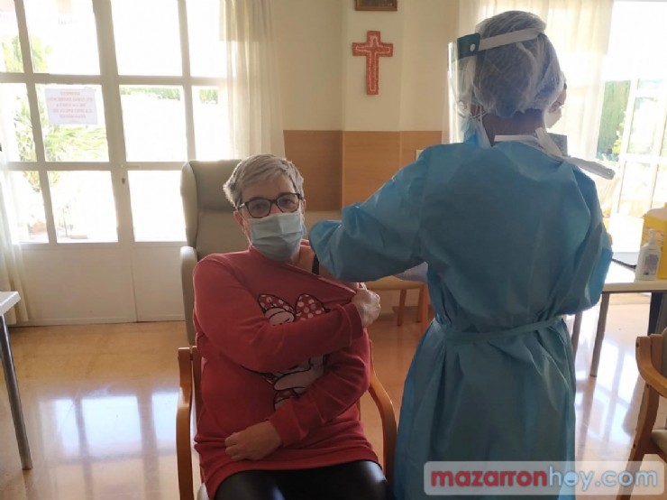 Comienza la vacunación de la segunda dosis contra la Covid en Mazarrón 