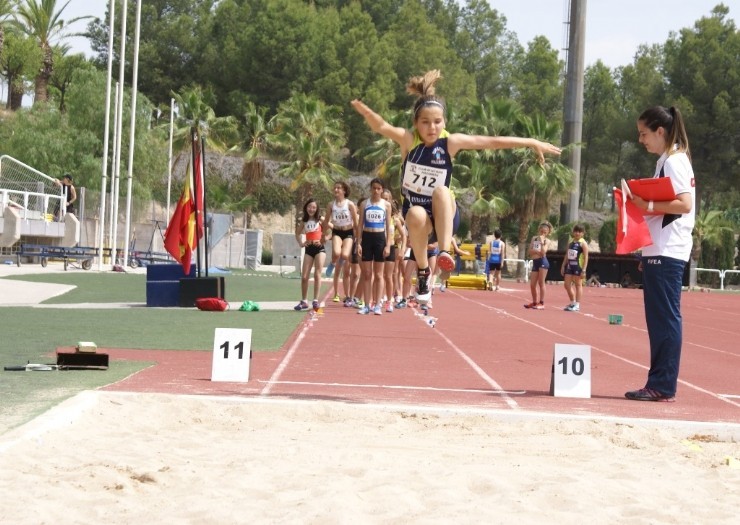 Miriam Sánchez, medalla de plata en el Campeonato Regional de Pruebas Combinadas