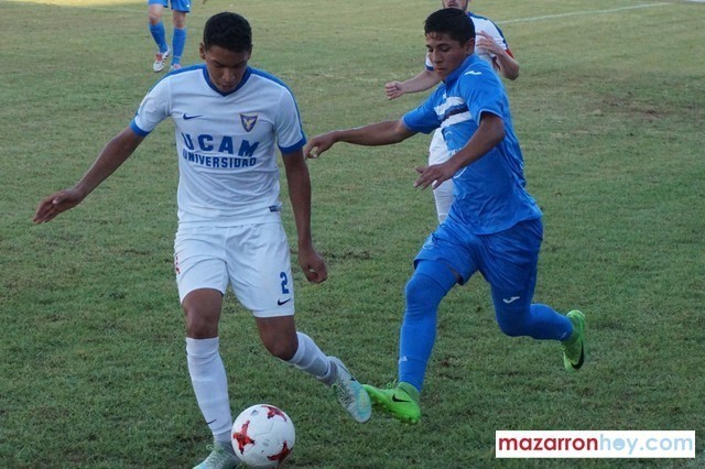 El CD Bala Azul empieza la pretemporada con una victoria frente al UCAM 