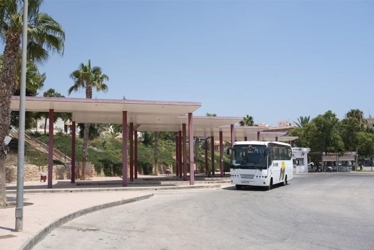 Nuevos horarios para las líneas de bus Urbana y hacia Totana, Lorca y Alhama