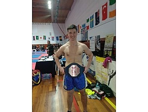 Juanma Menchón se proclama campeón en el Mundial IAKSA de Kick Boxing en San Marino