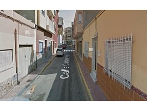 Una mujer en estado grave tras ser atropellada por un turismo en Puerto de Mazarrón
