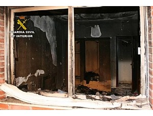 La Guardia Civil esclarece dos incendios en viviendas provocados por familiares de los propietarios