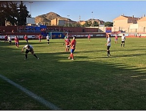 Reparto de puntos entre el Mazarrón FC y el Cartagena-Ucam en el Municipal