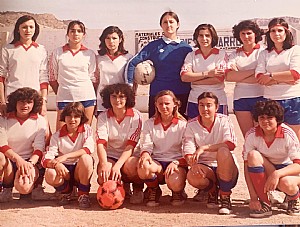 Homenaje al primer equipo de fútbol femenino en Mazarrón