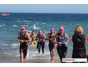Cerca del millar de triatletas se darán cita en Puerto de Mazarrón el próximo sábado