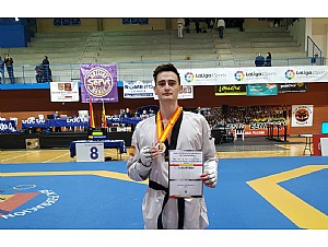Rubén García se proclama subcampeón de España de Taekwondo por clubes