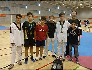 Oro y bronce para José Luis Morales y Julián Henares respectivamente en el Trofeo de Taekwondo del Corpus de Granada