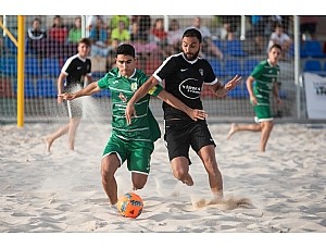 La Liga Nacional de Fútbol Playa estrenó el pasado fin de semana las nuevas instalaciones del Complejo Deportivo Municipal
