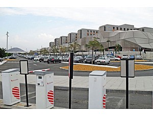 Aprobada la gratuidad de los aparcamientos en los hospitales públicos para trabajadores y usuarios