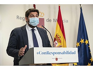 El uso de mascarilla ya es obligatorio en todo espacio público abierto o cerrado de la Región de Murcia “haya o no distancia de seguridad”