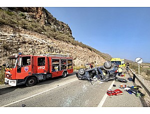 Dos heridos en un accidente de tráfico en Mazarrón 