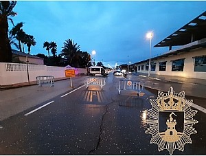 Policía Local corta al tráfico la Vía Axial