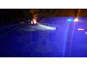 Extinguido el incendio de un vehículo en la RM3 en Mazarrón