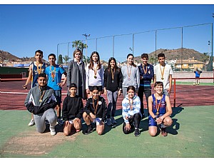 El Polideportivo Municipal acogió la final local de atletismo en categoría infantil