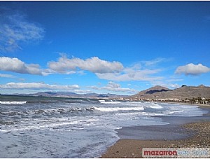 Aviso amarillo por fenómenos costeros para hoy y mañana en el litoral de Mazarrón