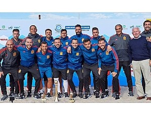 Pablo López y Chiky Ardil se proclaman campeones de la 2ª etapa de la Euro Beach Soccer League con la Selección Española