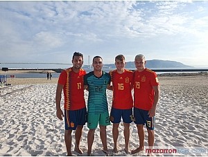 Debut con victoria para los cuatro mazarroneros de la Selección Española de fútbol playa en Japón