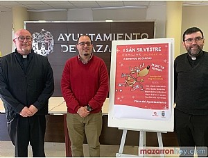 I carrera de San Silvestre familiar y solidaria en Mazarrón