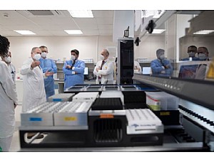 Un nuevo sistema permitirá realizar 6.000 PCR en un solo día en la Región 