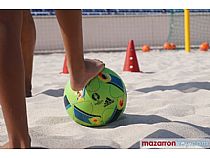 27 alumnos han iniciado su formación en el Campus de Fútbol Playa que organiza Chiky Ardil - Foto 51
